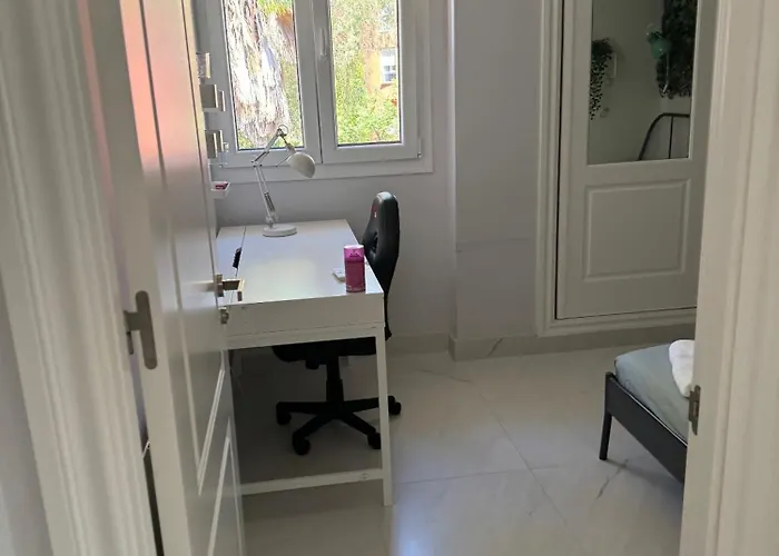 Casa Amplia Y Exclusiva Malaga